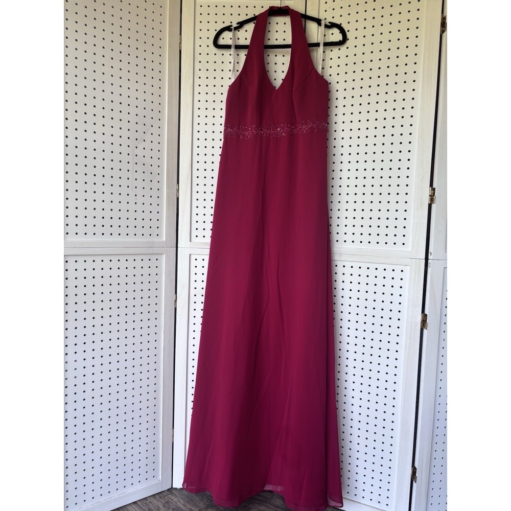 David's Bridal Bridesmaid Dress Formal Halter Neck Sleeveless Red Beaded Size 8